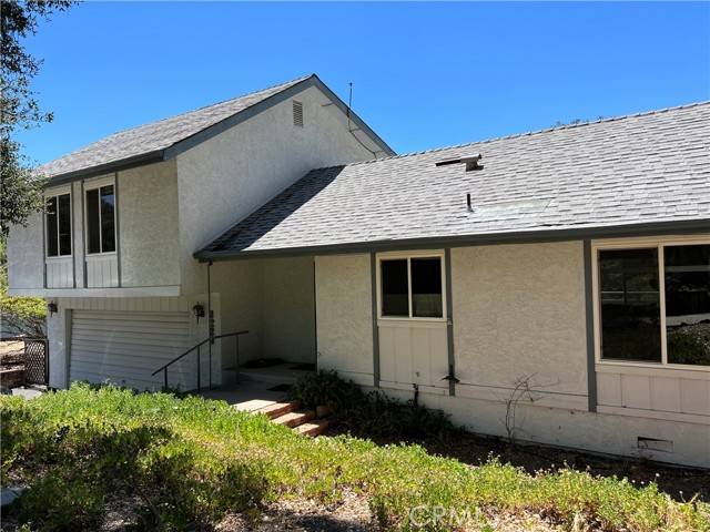 Atascadero, CA 93422,8220 Larga Avenue