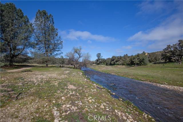 Creston, CA 93432,10585 Huer Huero Road