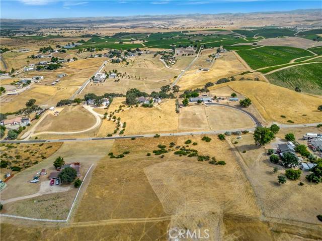 Paso Robles, CA 93446,0 Play Doe