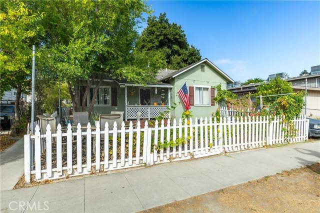 Paso Robles, CA 93446,1627 Pine Street