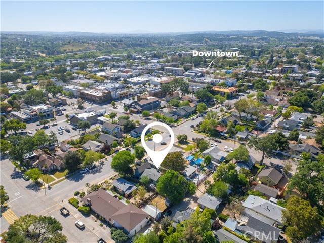 Paso Robles, CA 93446,1529 Oak Street