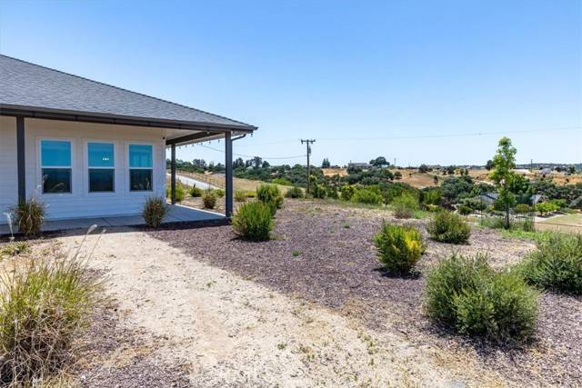 Paso Robles, CA 93446,5985 Black Tail Place