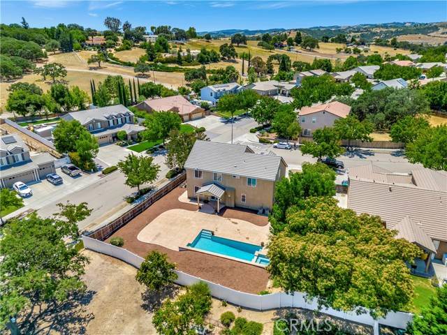 Paso Robles, CA 93446,813 Angus Street