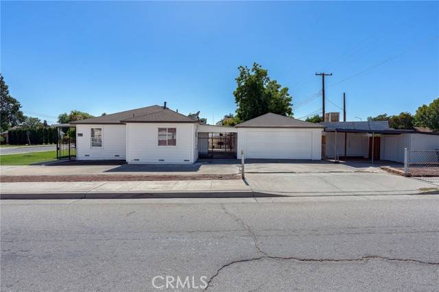 Bakersfield, CA 93308,700 Castaic Avenue