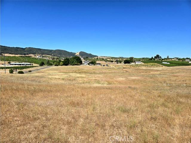 Paso Robles, CA 93446,2100 Bella Tierra