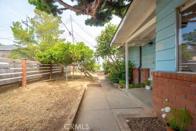 Cambria, CA 93428,5310 Guildford Drive