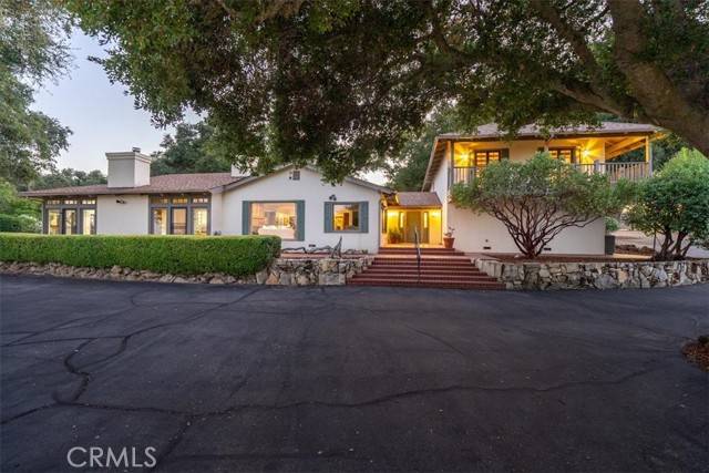 Paso Robles, CA 93446,5161 Vineyard Drive