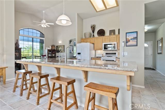 Paso Robles, CA 93446,1608 Via Flora