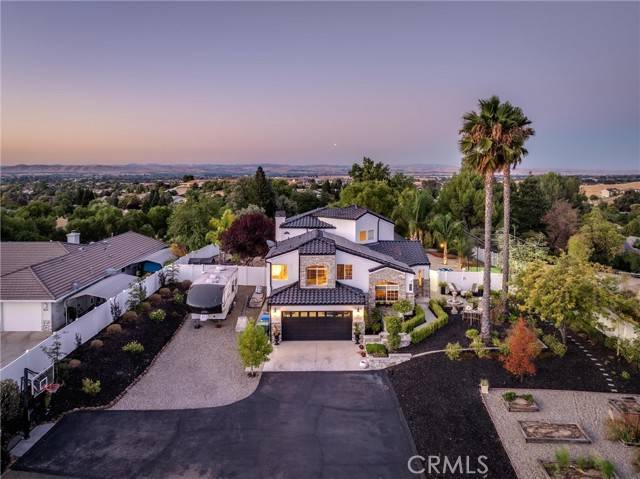 Paso Robles, CA 93446,925 Osos Way