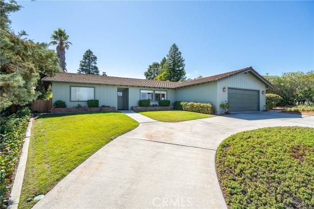 Paso Robles, CA 93446,1007 Birdie Court