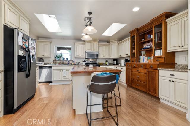 Paso Robles, CA 93446,3365 Oak Knoll Drive