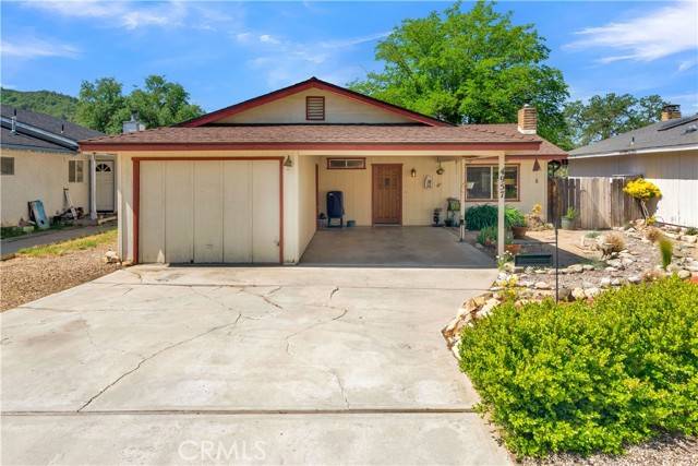 Paso Robles, CA 93446,4957 Buck Tail Lane