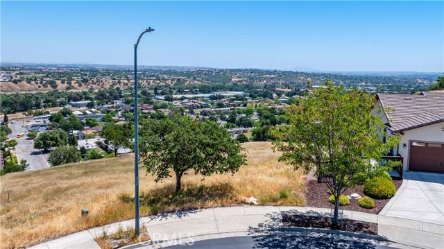 Paso Robles, CA 93446,437 Calle Alto