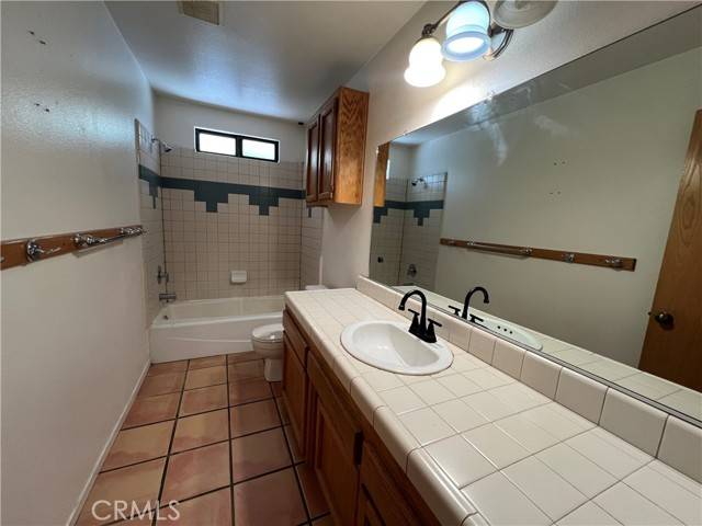 Paso Robles, CA 93446,1748 Wade Drive