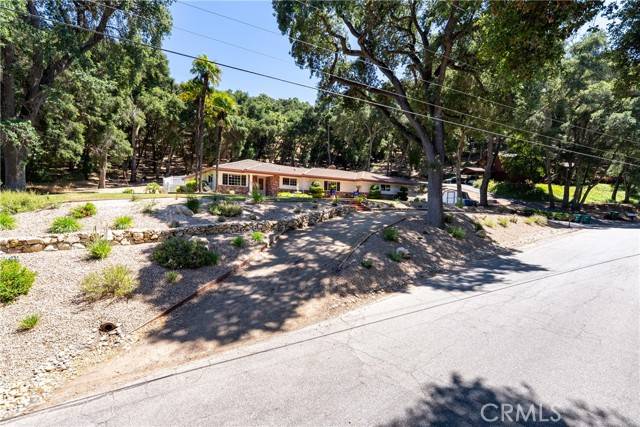 Atascadero, CA 93422,7735 Del Rio Road
