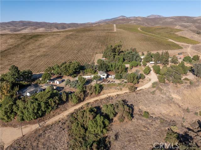Soledad, CA 93960,36527 Metz