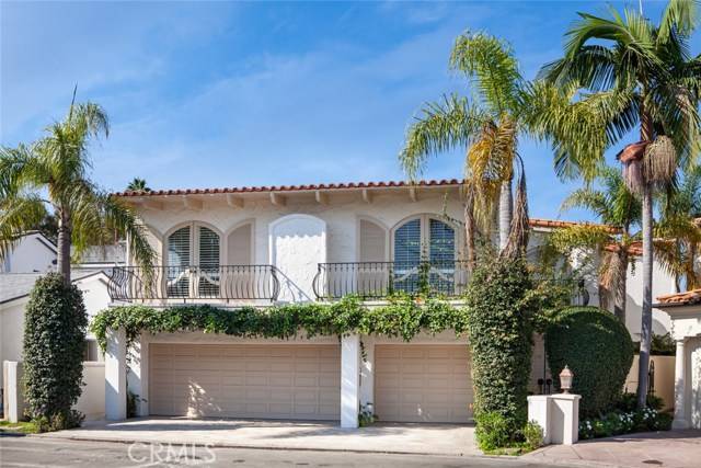 Newport Beach, CA 92663,107 Via Lido Soud