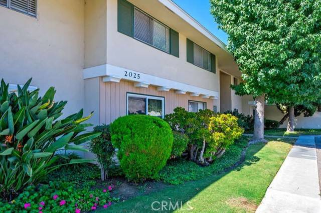 Fullerton, CA 92831,2025 Oxford Avenue #6