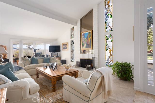 Corona Del Mar, CA 92625,2 Shoal Drive