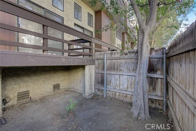 North Hills, CA 91343,9131 Burnet Avenue #6