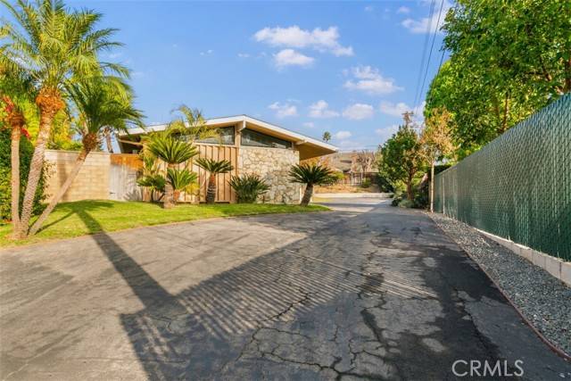 Fullerton, CA 92832,601 Lemon Hill