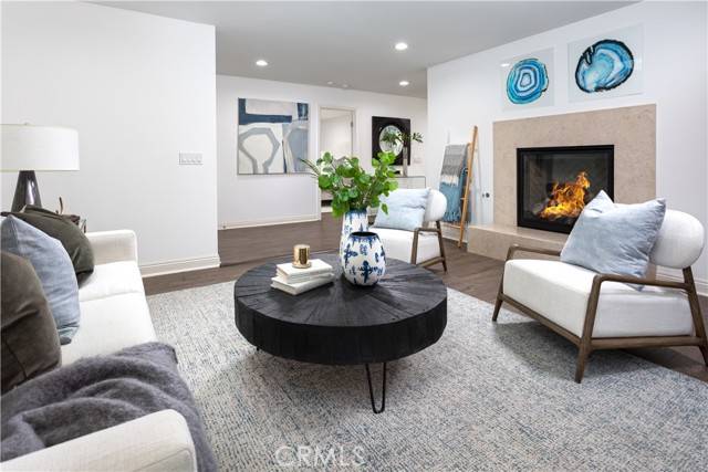 Costa Mesa, CA 92626,2043 N Capella Court