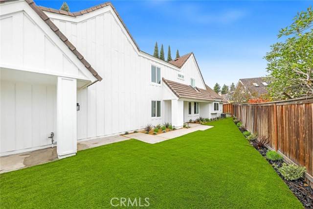 Costa Mesa, CA 92626,3389 Wimbledon Way