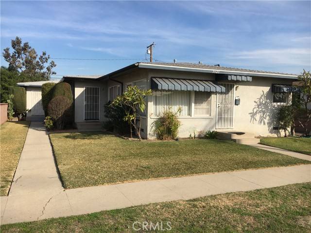 Bellflower, CA 90706,9527 Somerset Boulevard