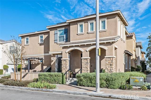 Eastvale, CA 92880,6118 Snapdragon Street