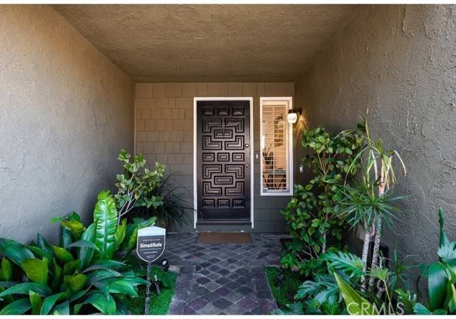 Costa Mesa, CA 92627,386 Sunrise Circle