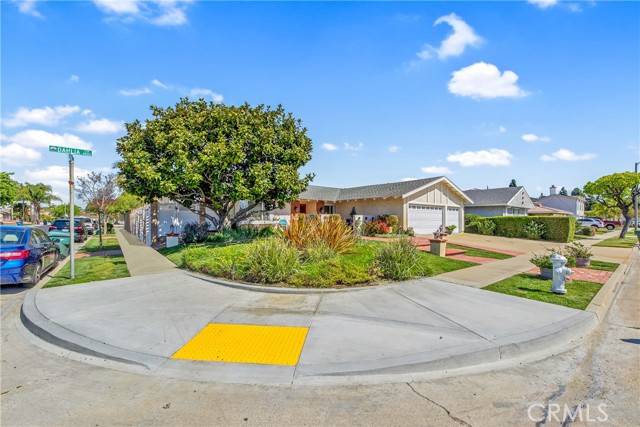 Fountain Valley, CA 92708,9911 Dahlia Circle