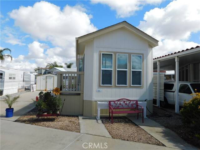 Hemet, CA 92545,1295 S Cawston #409