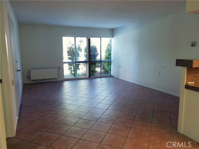 Laguna Woods, CA 92637,2328 Via Mariposa #A