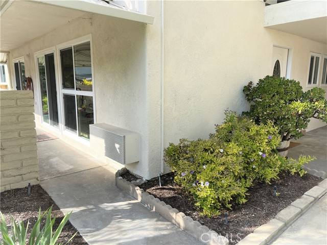 Laguna Woods, CA 92637,2313 Via Puerta #B