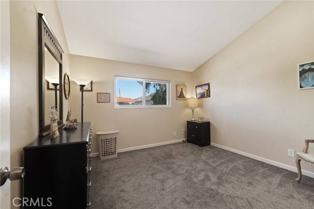 North Hollywood, CA 91606,6437 Cleon Avenue #10