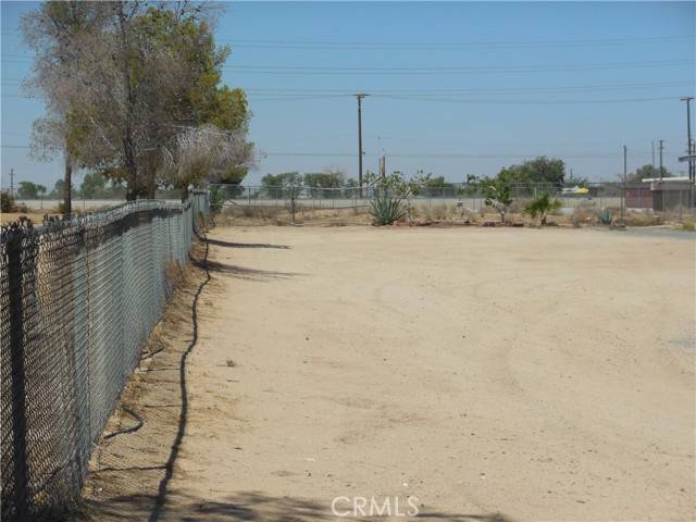 Adelanto, CA 92301,0 Jonahan