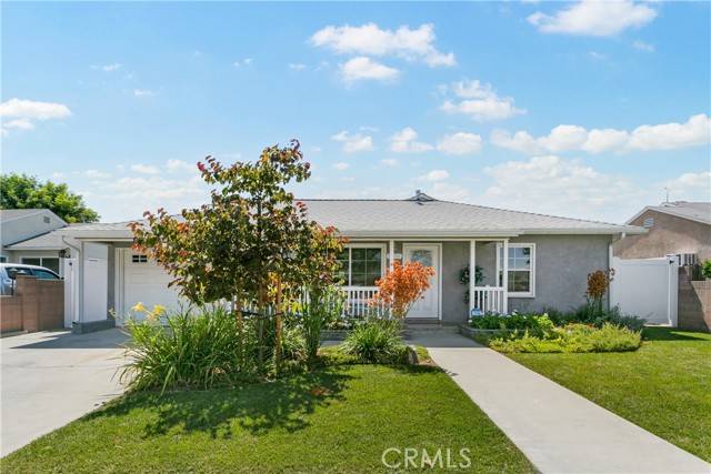 Bellflower, CA 90706,13728 Birkhall Avenue