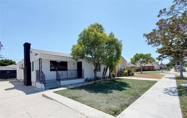 Inglewood, CA 90305,2716 W 82nd Street