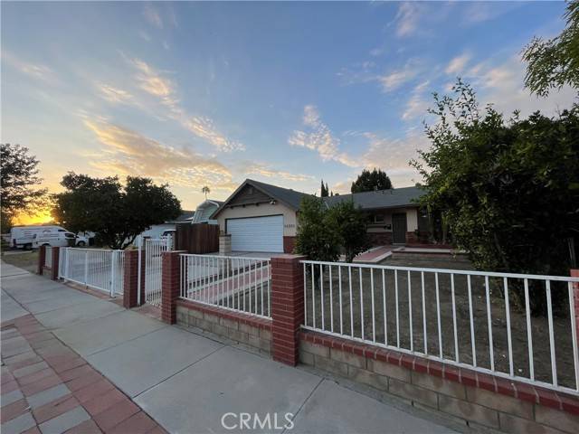 West Hills, CA 91307,22501 Haynes Street