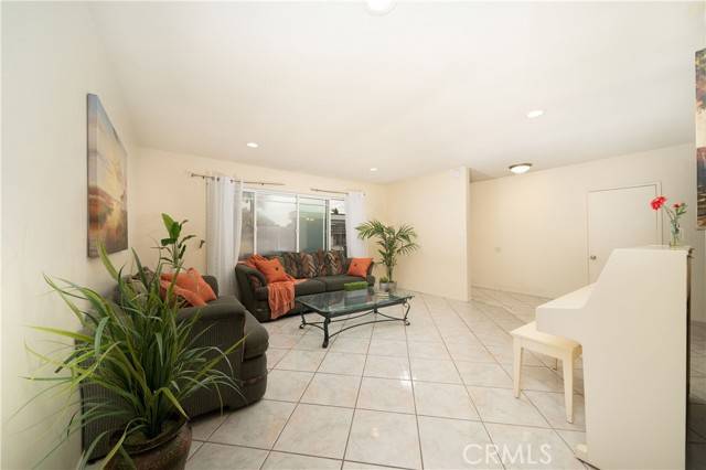 Fountain Valley, CA 92708,10215 Janaca Circle