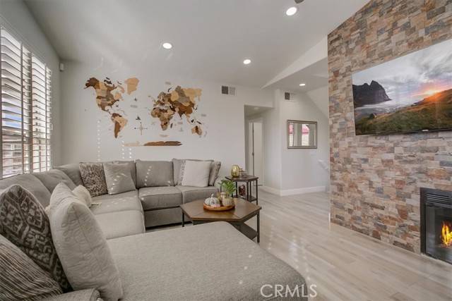 Anaheim Hills, CA 92808,1126 S Positano Avenue