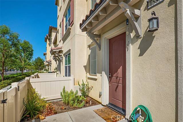 Anaheim, CA 92805,1583 E. lincoln