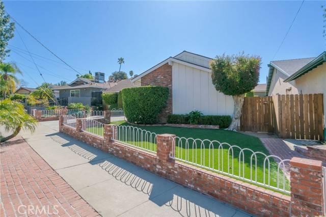 Sunland, CA 91040,8118 Ellenbogen Street