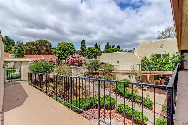 Laguna Woods, CA 92637,5525 Via La Mesa #A