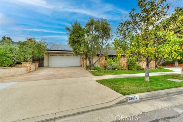 San Juan Capistrano, CA 92675,31661 Via Madonna