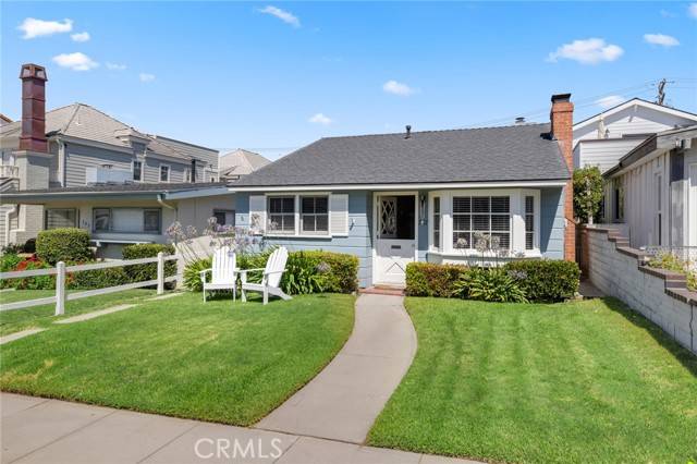 Corona Del Mar, CA 92625,707 Narcissus Avenue