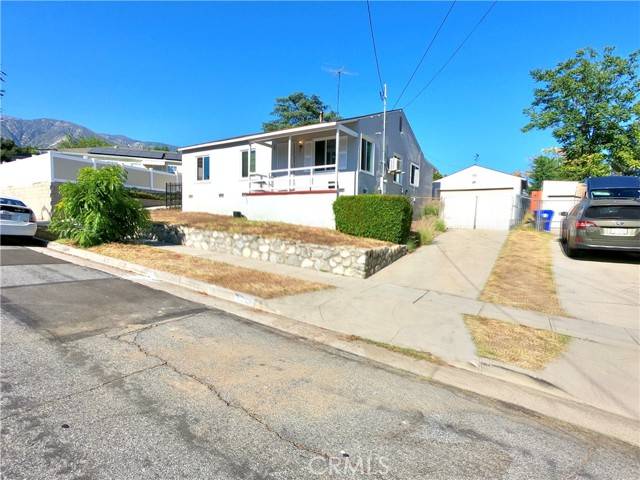 La Crescenta, CA 91214,4308 Cloud Avenue