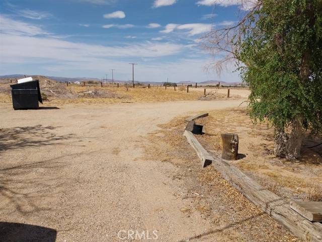 Hinkley, CA 92347,38170 Serra Road