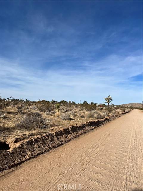 Yucca Valley, CA 92284,5 Bonita