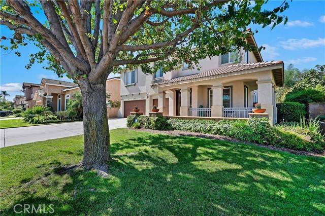 Eastvale, CA 92880,6827 Raspberry Court